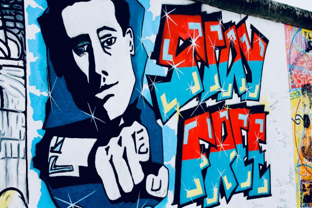 berlin art, east side gallery, berlin murals